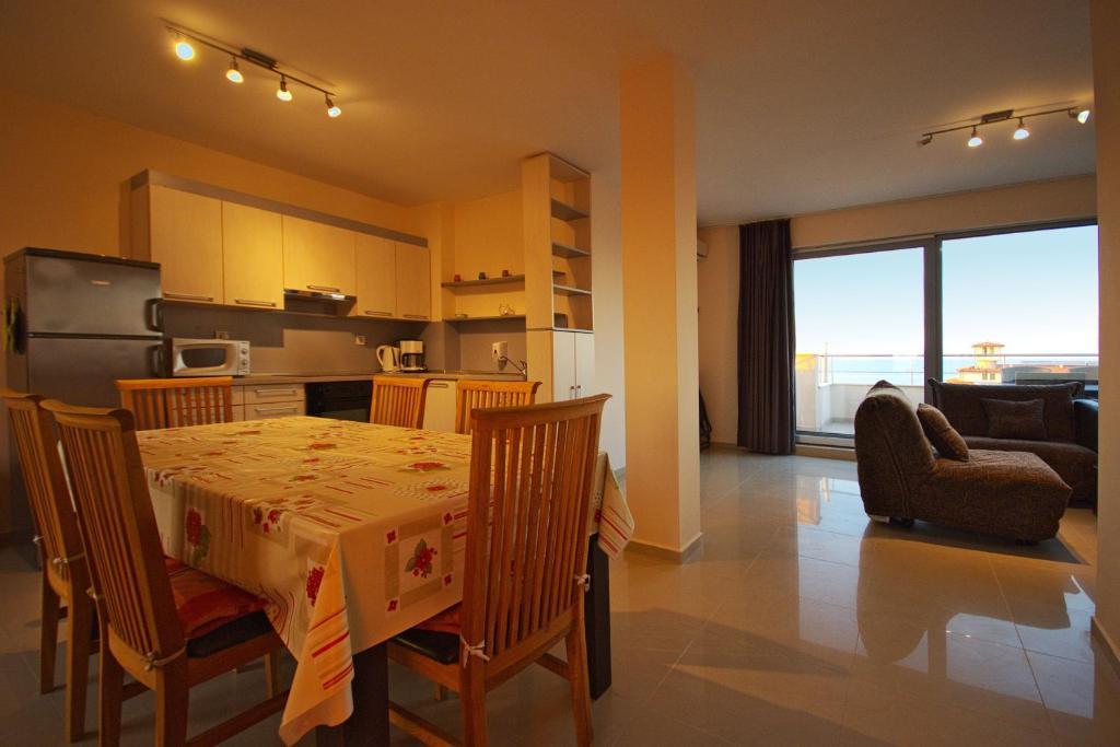 Seagarden Villa Resort Lozenets Habitación foto